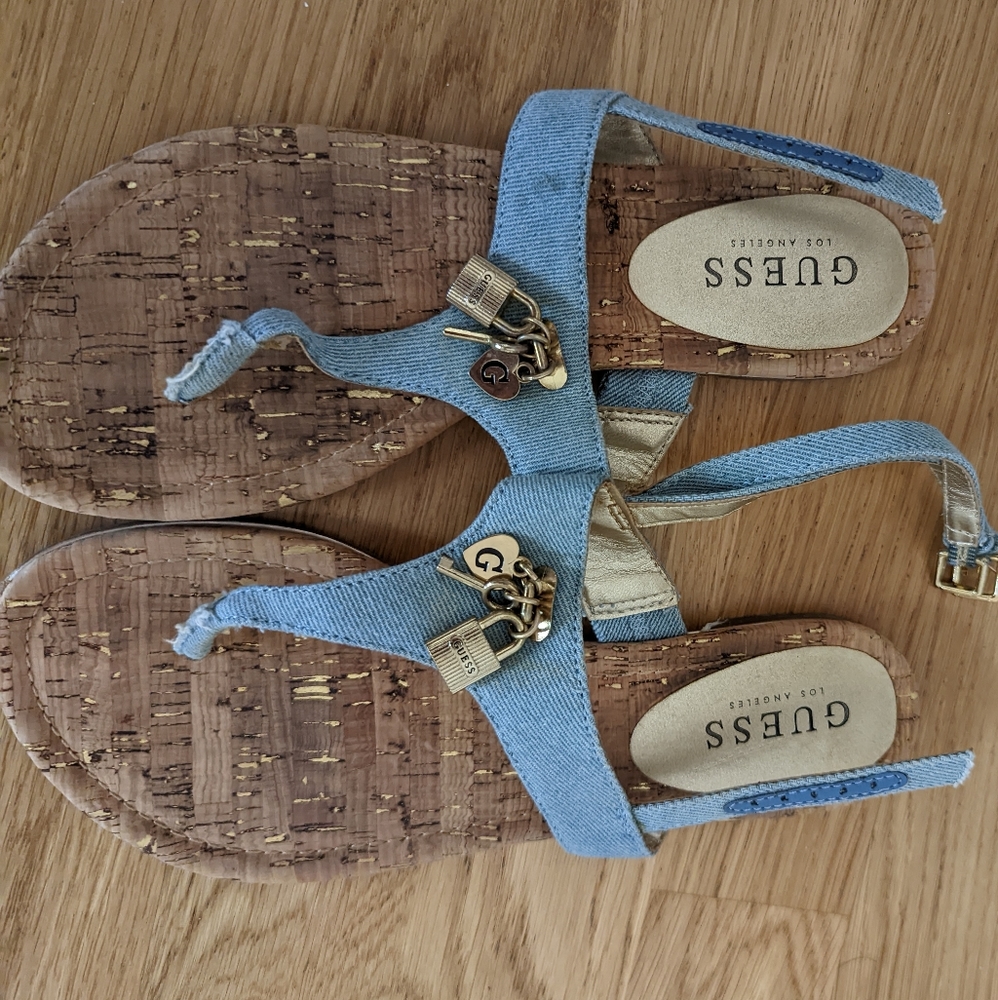 Guess Flat Thong Sandals